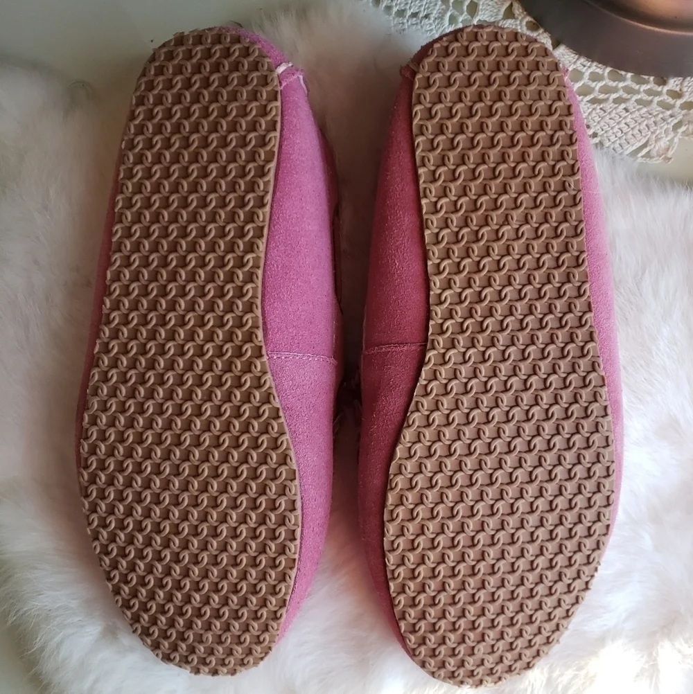 Lands' End Girl's Suede Mocassin Slippers-Size 6